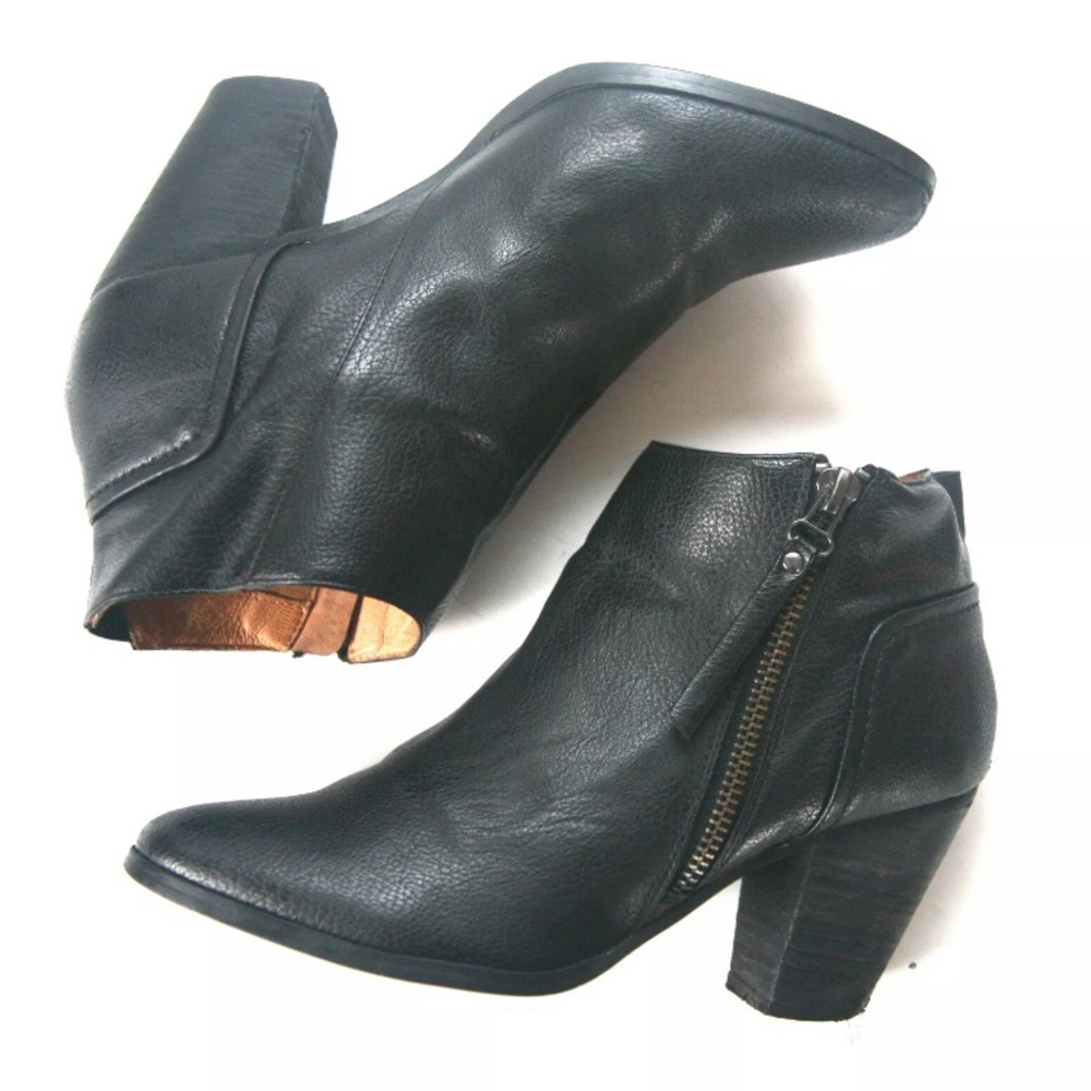 Chelsea Crew Black Side Zip Western Style Bootie